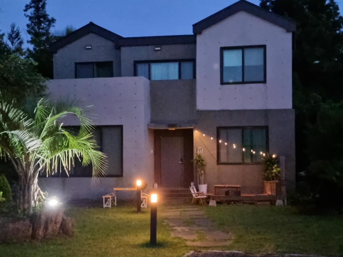 Gashi Sarang Bed and Breakfast Σεογκουίπο Εξωτερικό φωτογραφία